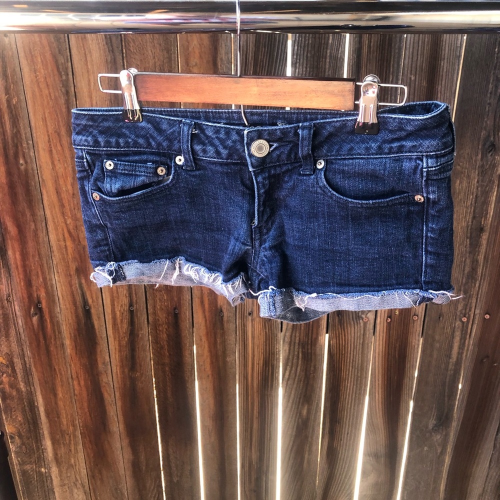 AMERICAN EAGLE JEAN SHORTS SIZE 6